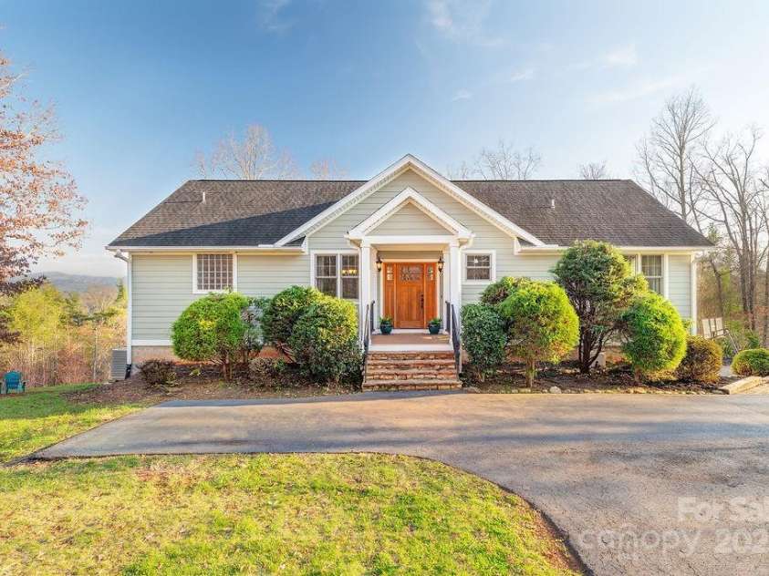 61 Buckle Ridge, Weaverville, NC 28787.  MLS# CAR4247787, YatesRealty ID 12194. 