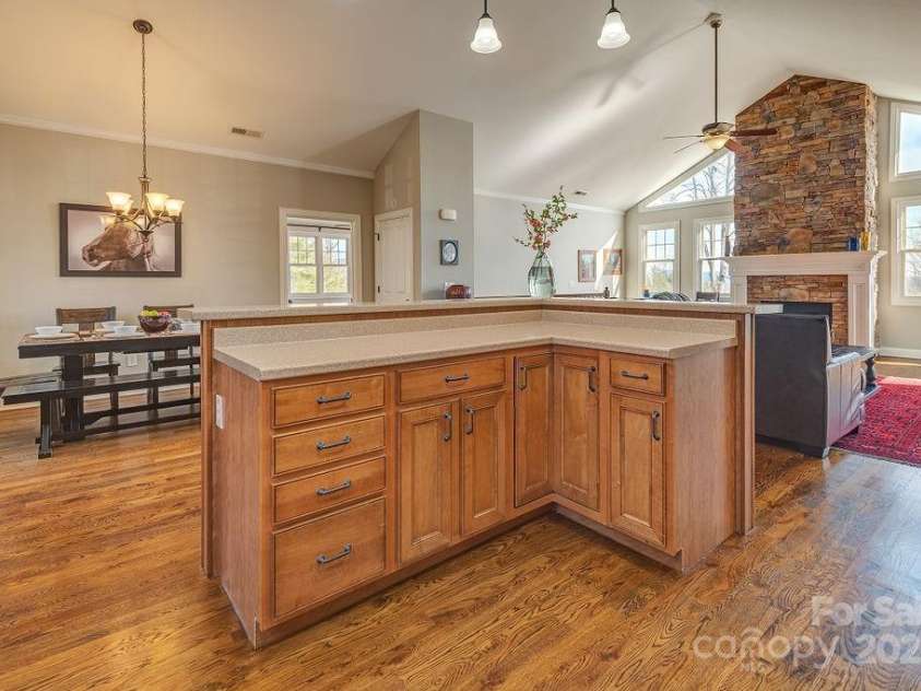 61 Buckle Ridge, Weaverville, NC 28787.  MLS# CAR4247787, YatesRealty ID 12194. 