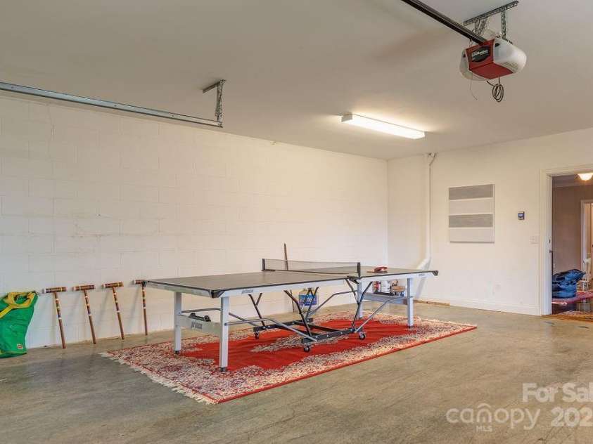 61 Buckle Ridge, Weaverville, NC 28787.  MLS# CAR4328283, YatesRealty ID 12194. 