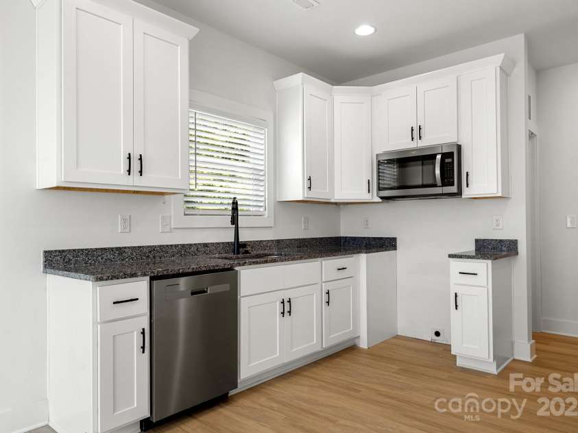530 Gantt Street, Mooresville, NC 28115.  MLS# CAR4247986, YatesRealty ID 12196. Status as of 8/9/25