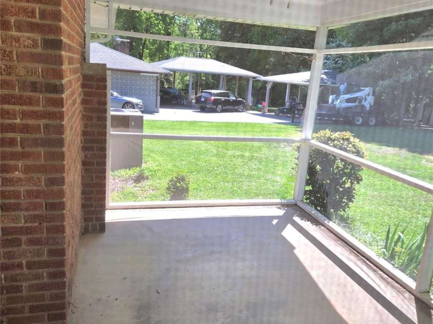 7222 Melody Lane, Charlotte, NC 28214.  MLS# CAR4367730, YatesRealty ID 12196. 