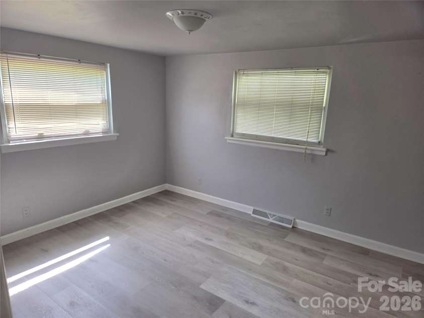 7222 Melody Lane, Charlotte, NC 28214.  MLS# CAR4367730, YatesRealty ID 12196. 