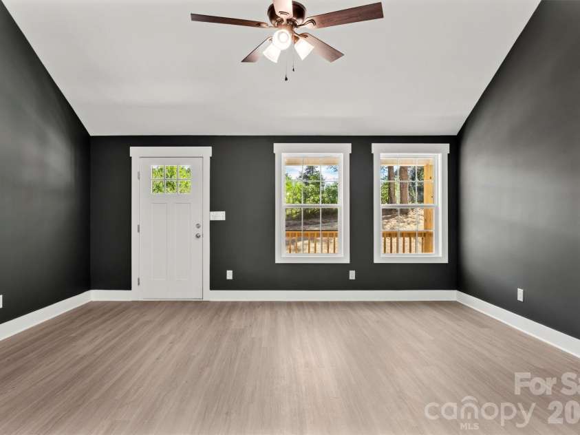 326 Sharon Road, York, SC 29745.  MLS# CAR4369537, YatesRealty ID 12198. 