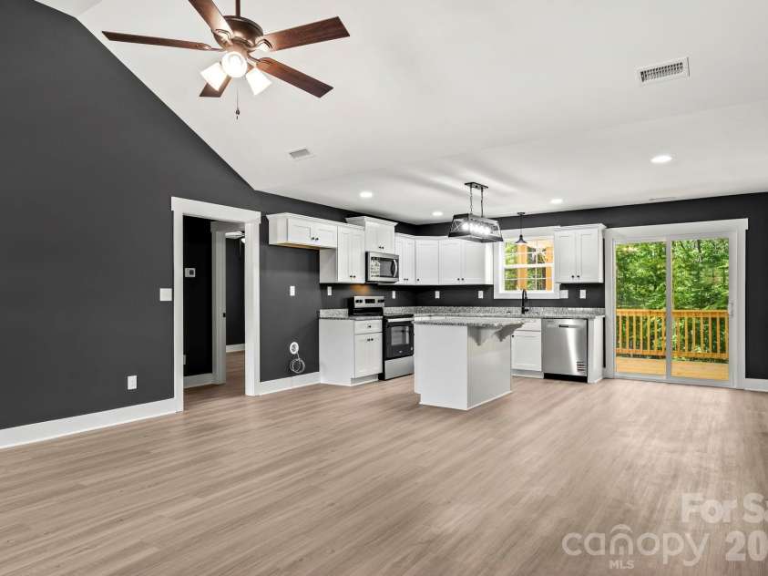 326 Sharon Road, York, SC 29745.  MLS# CAR4369537, YatesRealty ID 12198. 