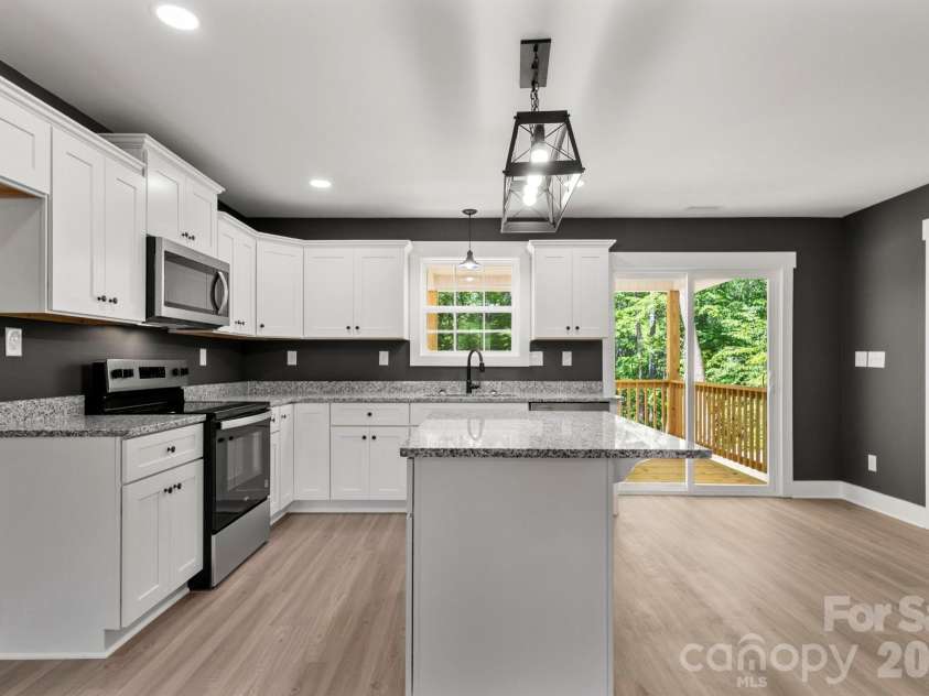 326 Sharon Road, York, SC 29745.  MLS# CAR4369537, YatesRealty ID 12198. 