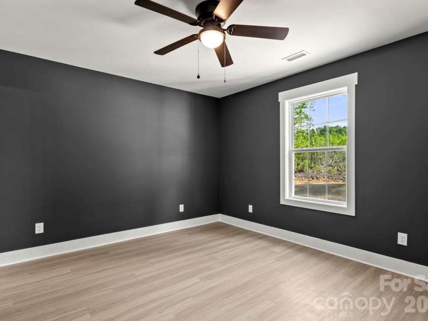 326 Sharon Road, York, SC 29745.  MLS# CAR4369537, YatesRealty ID 12198. 