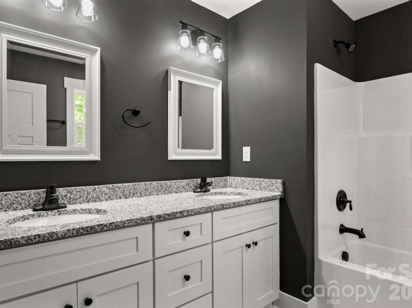 326 Sharon Road, York, SC 29745.  MLS# CAR4369537, YatesRealty ID 12198. 