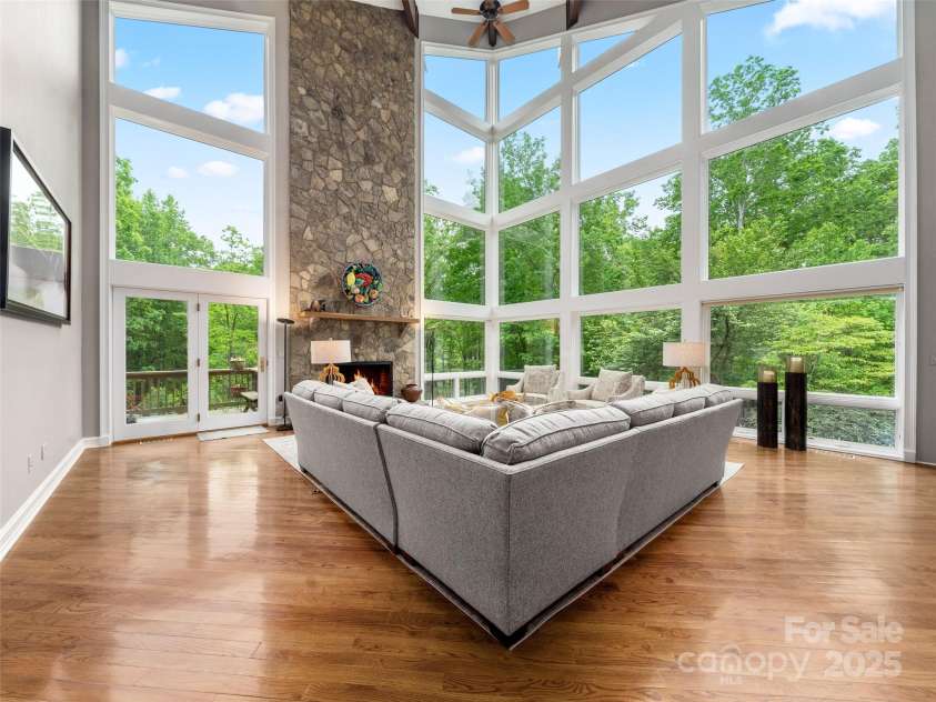 55 Edgewood Road Extension, Asheville, NC 28803.  MLS# CAR4256577, YatesRealty ID 12199. 