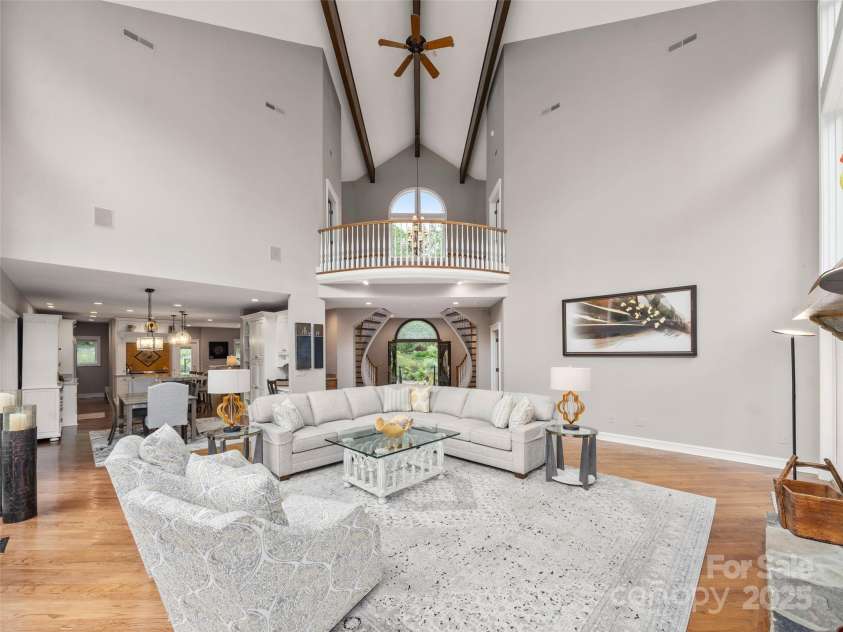 55 Edgewood Road Extension, Asheville, NC 28803.  MLS# CAR4256577, YatesRealty ID 12199. 