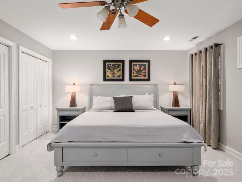 55 Edgewood Road Extension, Asheville, NC 28803.  MLS# CAR4256577, YatesRealty ID 12199. 