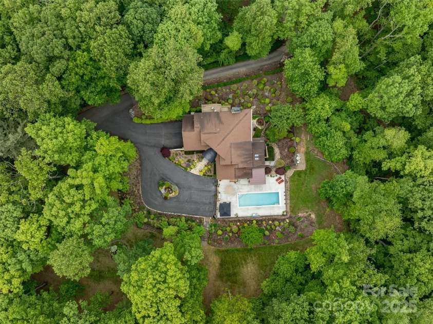 55 Edgewood Road Extension, Asheville, NC 28803.  MLS# CAR4256577, YatesRealty ID 12199. 