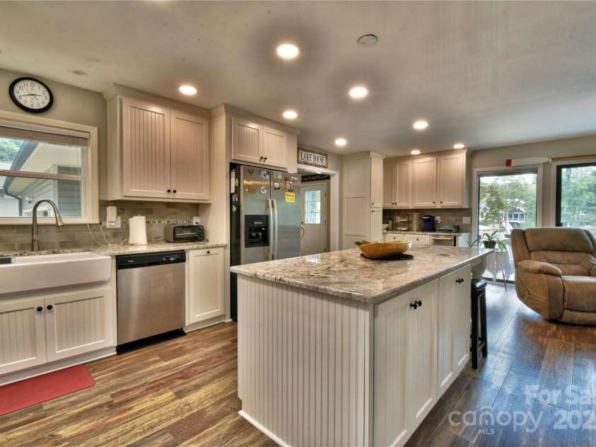 117 Sunrise Point, Badin Lake, NC 28127.  MLS# CAR4306382, YatesRealty ID 122. 