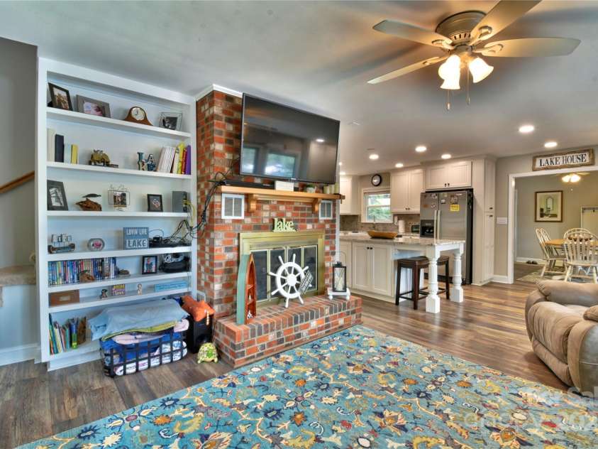 117 Sunrise Point, Badin Lake, NC 28127.  MLS# CAR4306382, YatesRealty ID 122. 