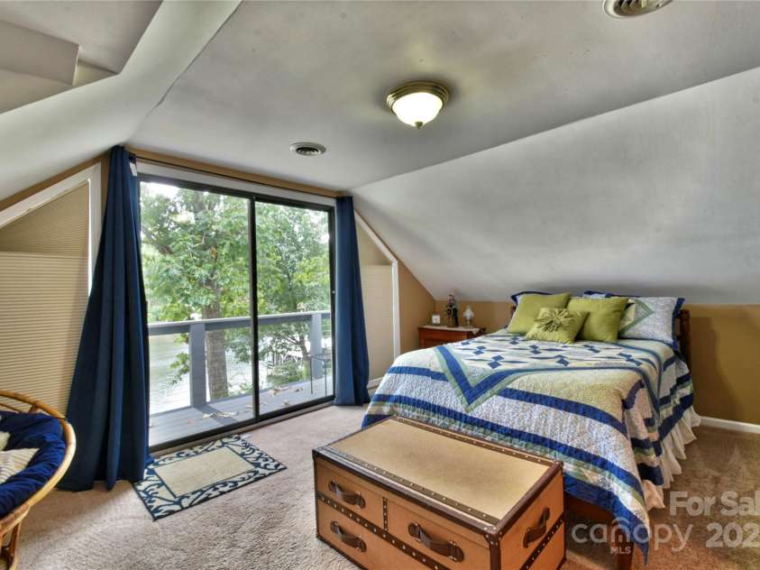 117 Sunrise Point, Badin Lake, NC 28127.  MLS# CAR4306382, YatesRealty ID 122. 
