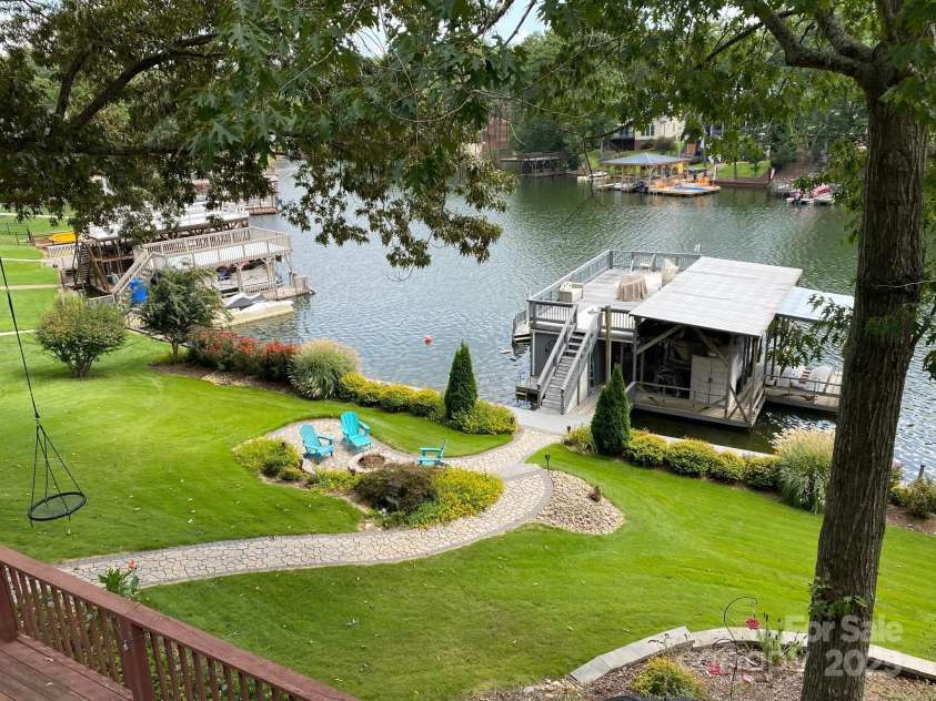 117 Sunrise Point, Badin Lake, NC 28127.  MLS# CAR4306382, YatesRealty ID 122. 