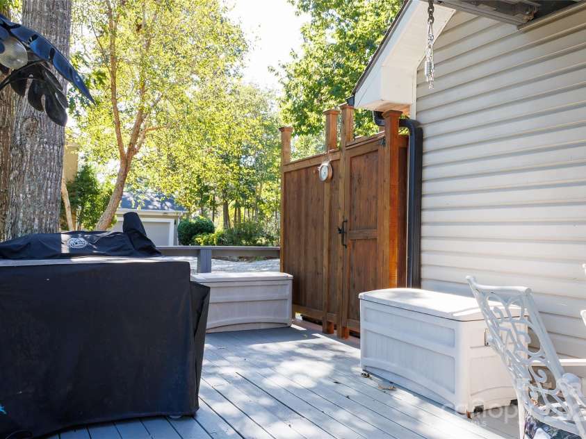 117 Sunrise Point, Badin Lake, NC 28127.  MLS# CAR4306382, YatesRealty ID 122. 