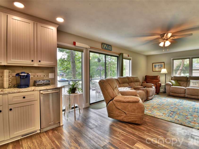 117 Sunrise Point, Badin Lake, NC 28127.  MLS# CAR4306382, YatesRealty ID 122. 