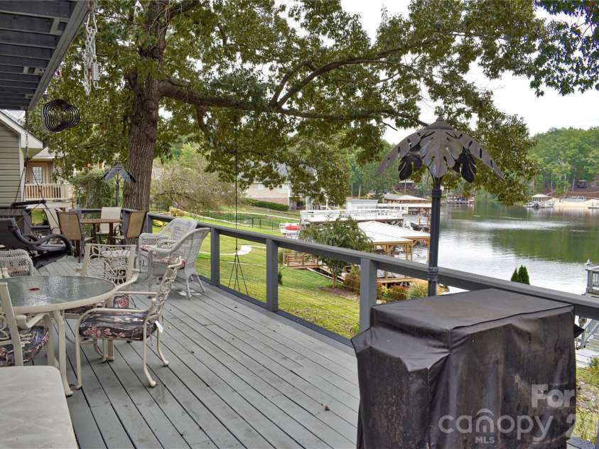 117 Sunrise Point, Badin Lake, NC 28127.  MLS# CAR4306382, YatesRealty ID 122. 