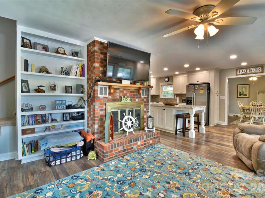 117 Sunrise Point, Badin Lake, NC 28127.  MLS# CAR4306382, YatesRealty ID 122. 