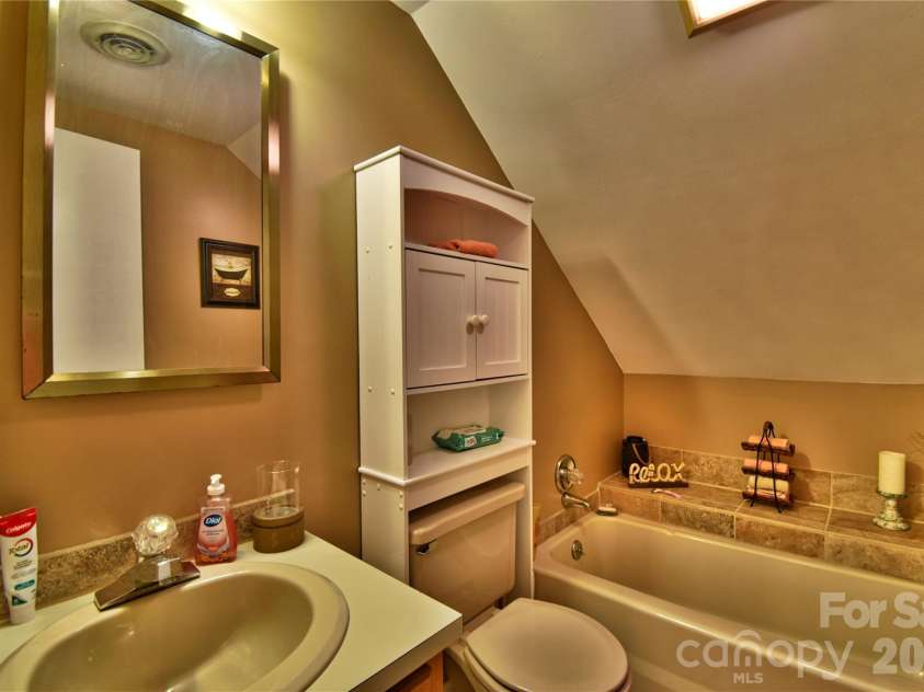 117 Sunrise Point, Badin Lake, NC 28127.  MLS# CAR4306382, YatesRealty ID 122. 