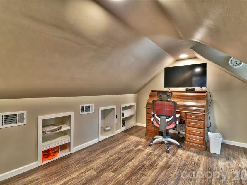 117 Sunrise Point, Badin Lake, NC 28127.  MLS# CAR4306382, YatesRealty ID 122. 