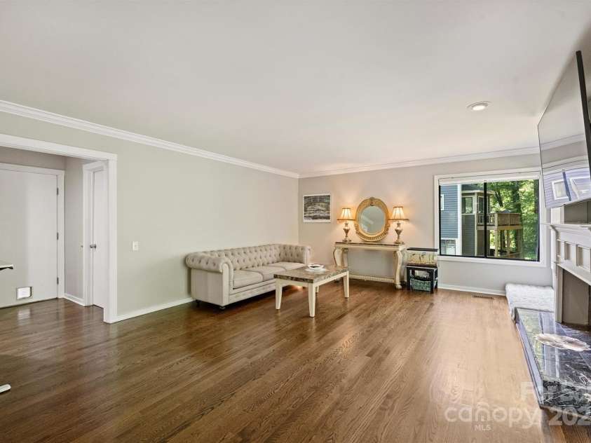 9334 Hunting Court, Matthews, NC 28105.  MLS# CAR4276663, YatesRealty ID 1220. 