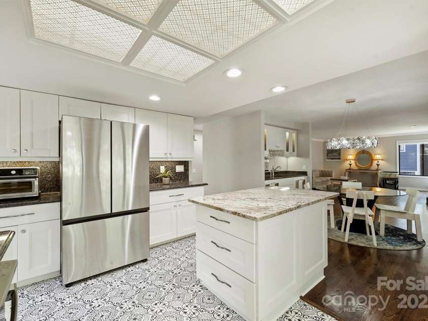 9334 Hunting Court, Matthews, NC 28105.  MLS# CAR4276663, YatesRealty ID 1220. 