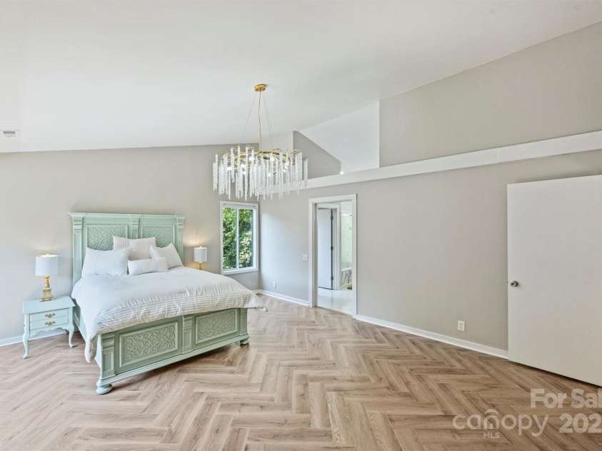 9334 Hunting Court, Matthews, NC 28105.  MLS# CAR4276663, YatesRealty ID 1220. 