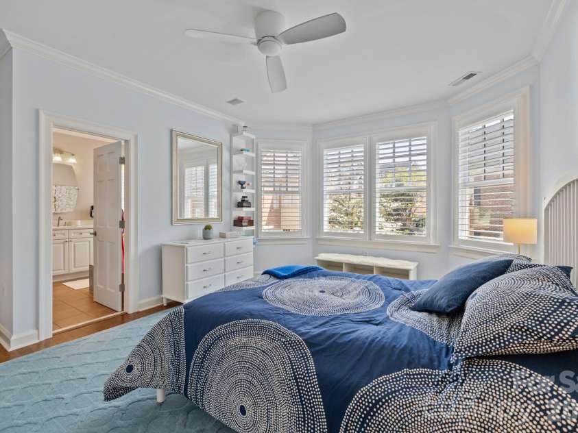 1208 Dilworth Crescent Row, Charlotte, NC 28203.  MLS# CAR4363810, YatesRealty ID 12200. 