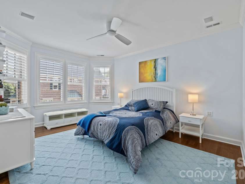 1208 Dilworth Crescent Row, Charlotte, NC 28203.  MLS# CAR4363810, YatesRealty ID 12200. Primary Bedroom 