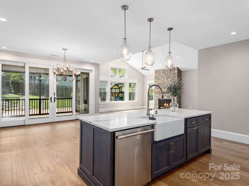 60 Starwood Valley Trail, Arden, NC 28704.  MLS# CAR4249858, YatesRealty ID 12200. 