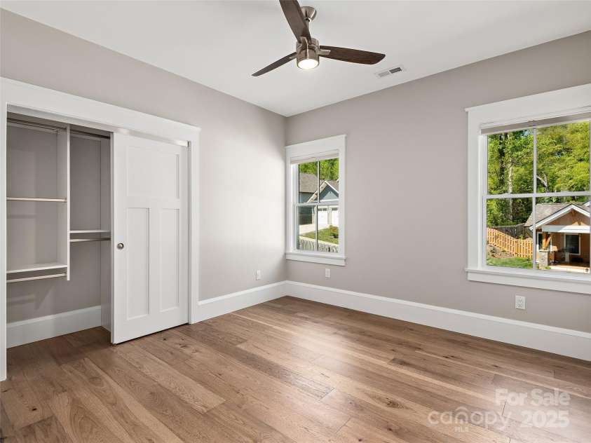 60 Starwood Valley Trail, Arden, NC 28704.  MLS# CAR4249858, YatesRealty ID 12200. 