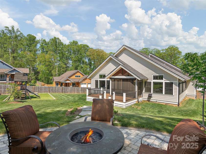 60 Starwood Valley Trail, Arden, NC 28704.  MLS# CAR4249858, YatesRealty ID 12200. 