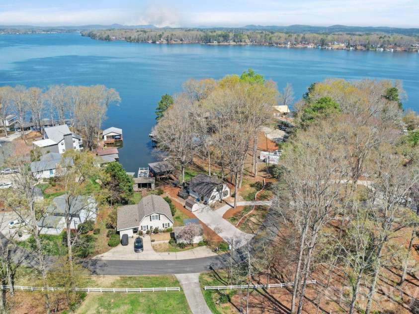 10773 Willow Oak Road, Norwood, NC 28128.  MLS# CAR4359881, YatesRealty ID 12201. 