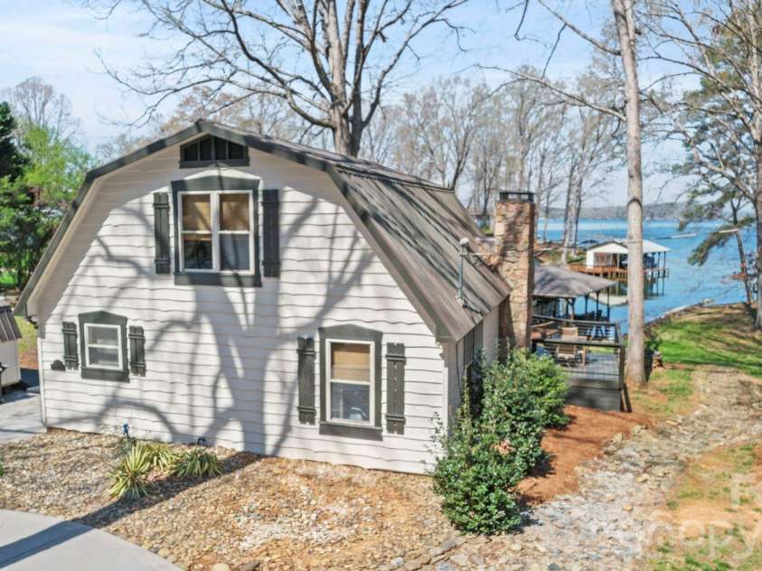 10773 Willow Oak Road, Norwood, NC 28128.  MLS# CAR4359881, YatesRealty ID 12201. 