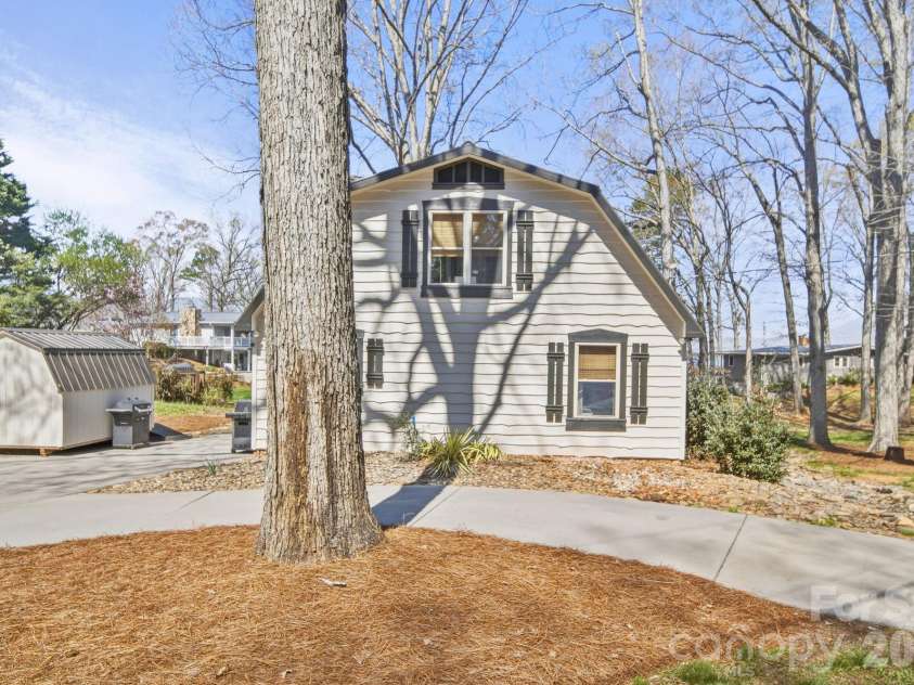 10773 Willow Oak Road, Norwood, NC 28128.  MLS# CAR4359881, YatesRealty ID 12201. 