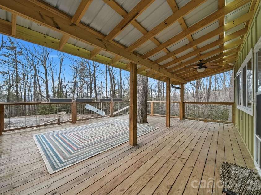 7039 Joe Bowman Avenue, Newland, NC 28657.  MLS# CAR4346324, YatesRealty ID 12202. 