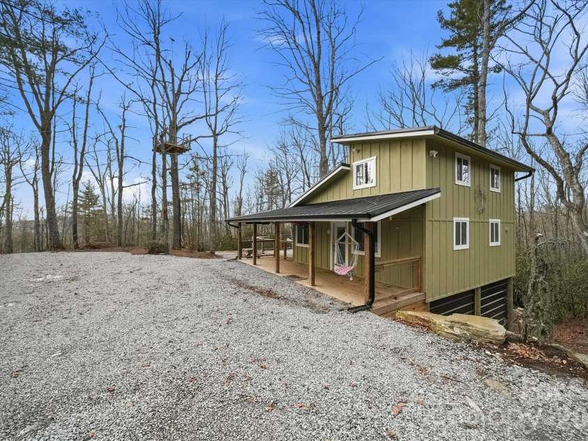 7039 Joe Bowman Avenue, Newland, NC 28657.  MLS# CAR4346324, YatesRealty ID 12202. 