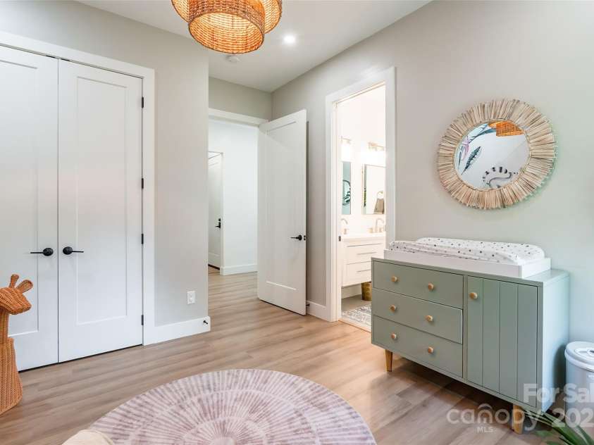 7728 Shalom Drive, Charlotte, NC 28216.  MLS# CAR4256052, YatesRealty ID 12202. 