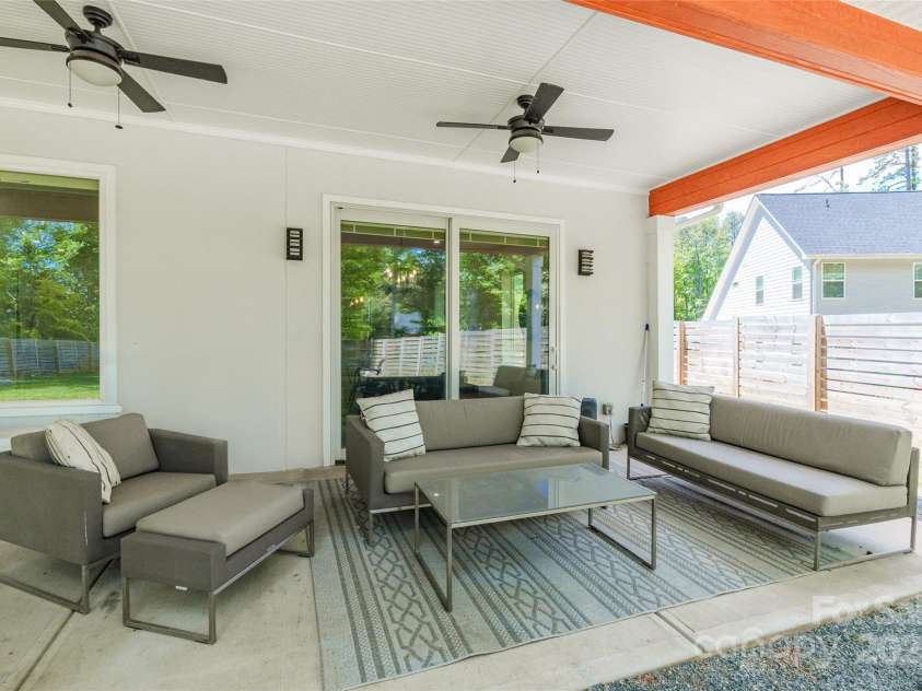 7728 Shalom Drive, Charlotte, NC 28216.  MLS# CAR4256052, YatesRealty ID 12202. 