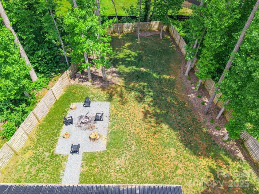 7728 Shalom Drive, Charlotte, NC 28216.  MLS# CAR4256052, YatesRealty ID 12202. 