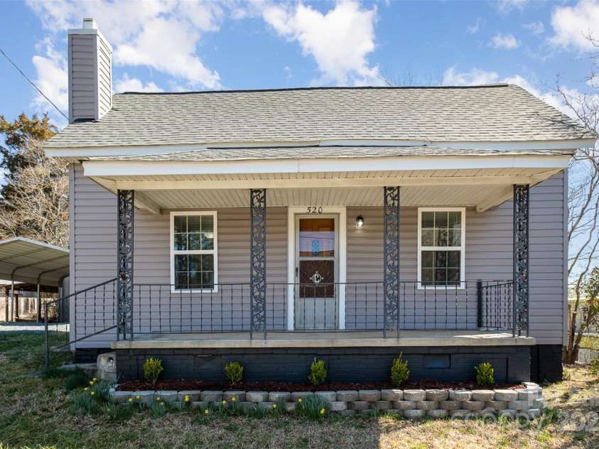 520 Rogers Street, Albemarle, NC 28001.  MLS# CAR4228320, YatesRealty ID 12203. 