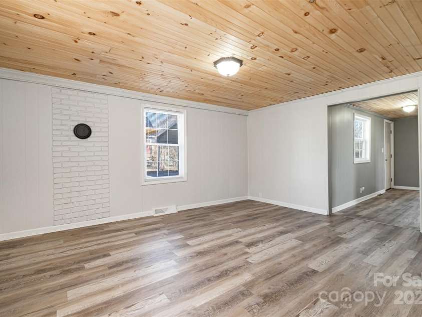 520 Rogers Street, Albemarle, NC 28001.  MLS# CAR4228320, YatesRealty ID 12203. 