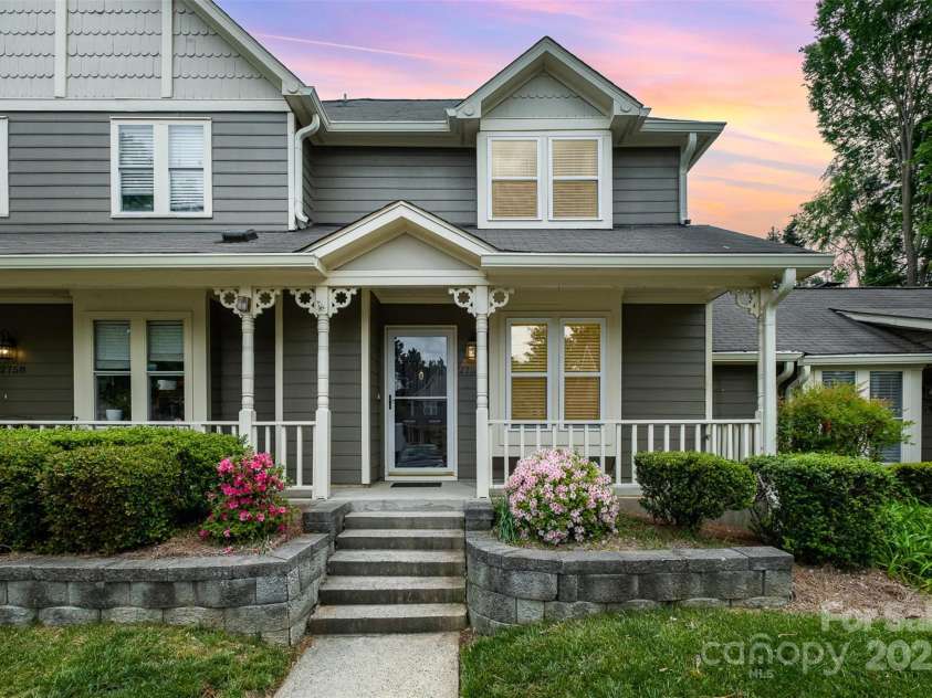 2756 Von Thuringer Court, Charlotte, NC 28210.  MLS# CAR4243209, YatesRealty ID 12204. 