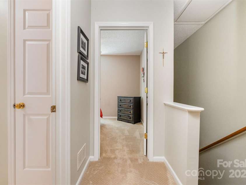 2756 Von Thuringer Court, Charlotte, NC 28210.  MLS# CAR4243209, YatesRealty ID 12204. 