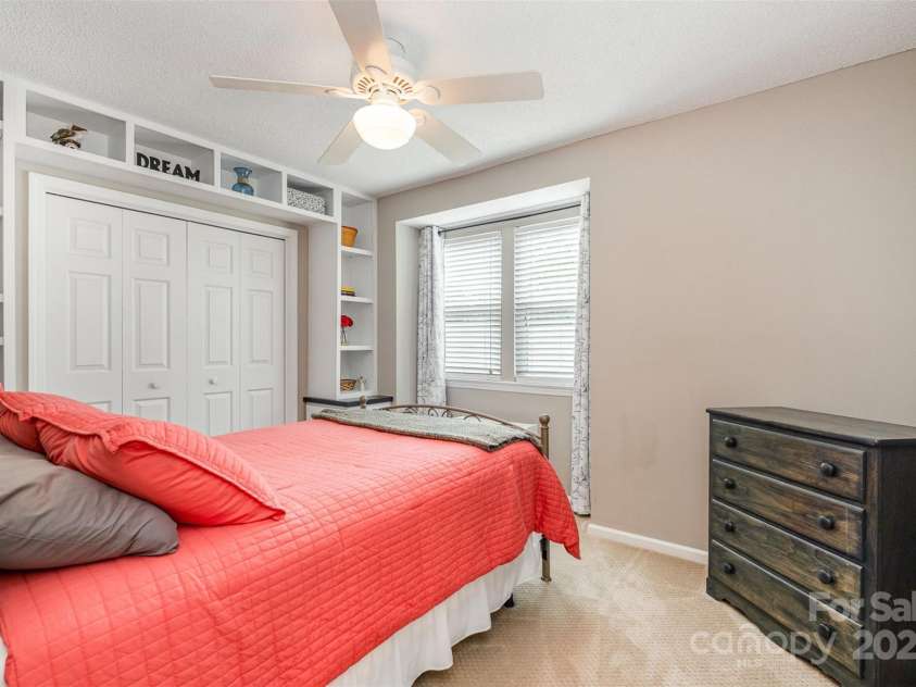 2756 Von Thuringer Court, Charlotte, NC 28210.  MLS# CAR4243209, YatesRealty ID 12204. 