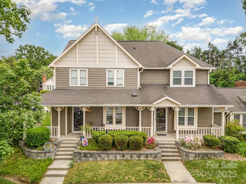2756 Von Thuringer Court, Charlotte, NC 28210.  MLS# CAR4243209, YatesRealty ID 12204. 