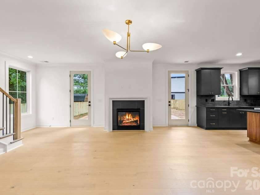 2757 Parkway Avenue, Charlotte, NC 28208.  MLS# CAR4353410, YatesRealty ID 12204. 