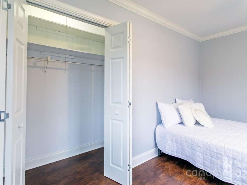 141 Knollview Terrace, Pisgah Forest, NC 28768.  MLS# CAR4255414, YatesRealty ID 12205. 