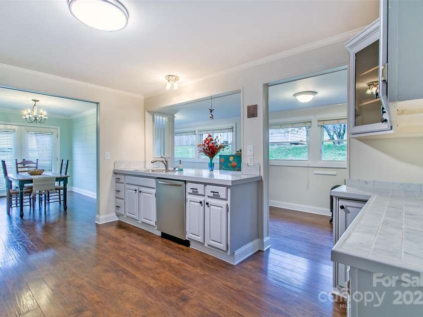 141 Knollview Terrace, Pisgah Forest, NC 28768.  MLS# CAR4255414, YatesRealty ID 12205. 